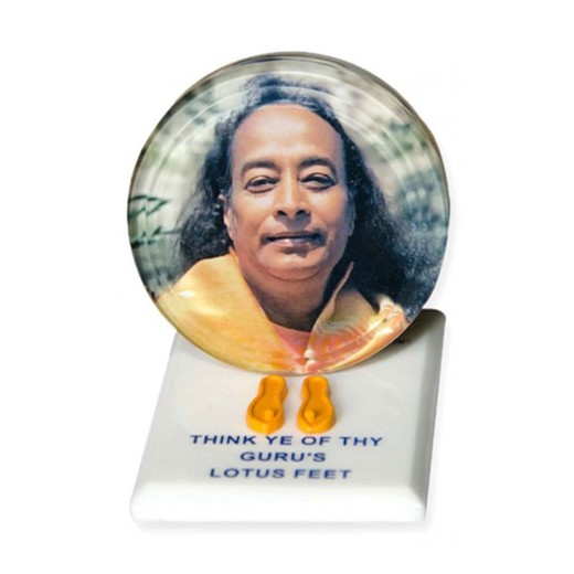 Paduka: Paramahansa Yogananda